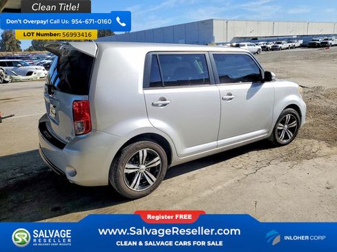 Used 2013 Scion xB FWD image 4