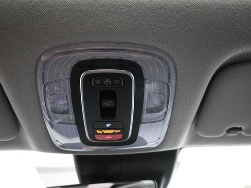 Used 2025 Hyundai Elantra SEL FWD image 22