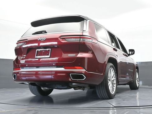 Used 2023 Jeep Grand Cherokee L Summit w/ Luxury Tech Group V image 69