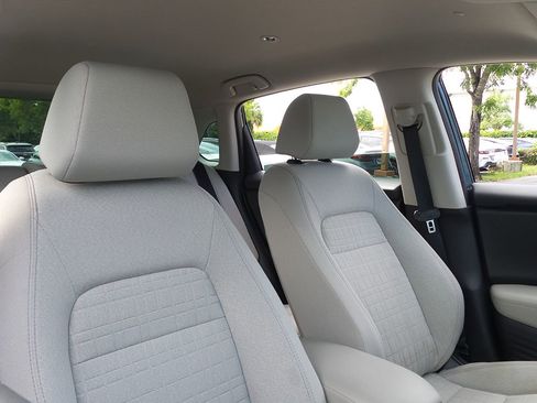 Used 2025 Honda HR-V LX image 26