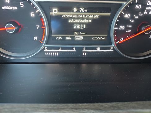Used 2023 Kia Sorento S w/ Panoramic Sunroof Package AWD/4WD image 13