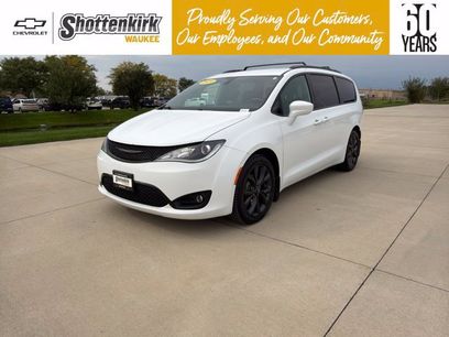 Used 2019 Chrysler Pacifica Touring Plus w/ S Appearance Package