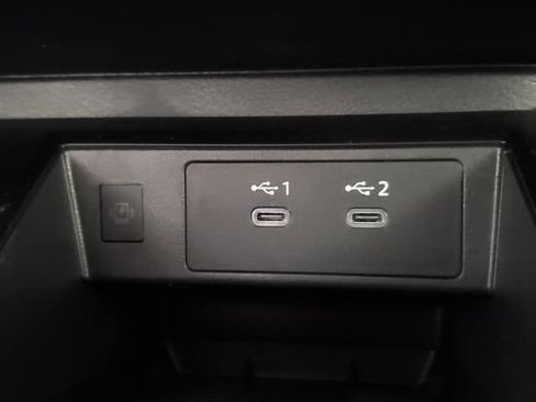 Used 2025 Nissan Kicks SR AWD/4WD image 26