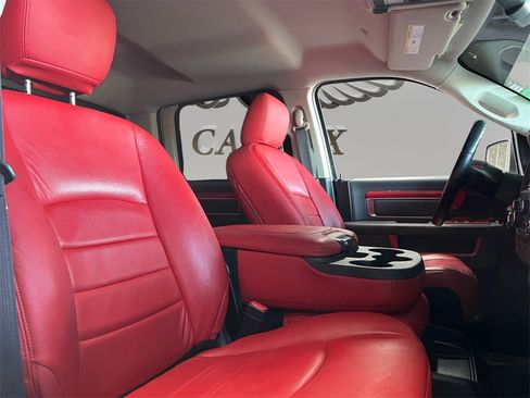 Used 2019 RAM 1500 Big Horn image 15