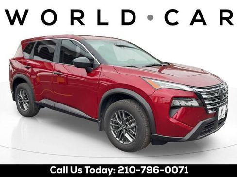 Certified 2025 Nissan Rogue S image 1