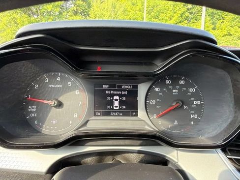 Used 2025 Chevrolet Trax LS FWD image 15