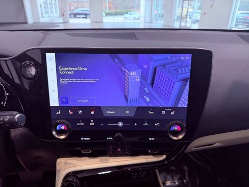 Used 2024 Lexus NX 250 FWD w/ Premium Package image 23