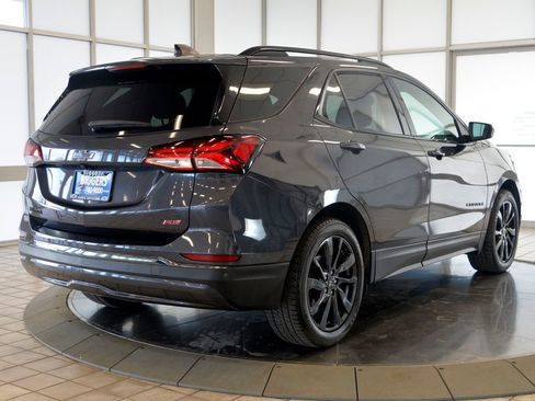 Used 2022 Chevrolet Equinox RS image 8