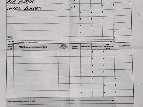 Used 2023 GMC Acadia SLE image 3