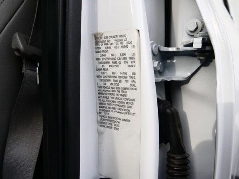 Used 2019 Ford F550 XL / DRW / Knapheide KUV / V8 image 43