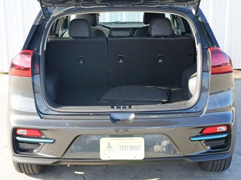 Used 2020 Kia Niro EX w/ Cold Weather Package image 9