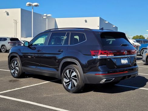 New 2026 Volkswagen Atlas SE FWD image 7