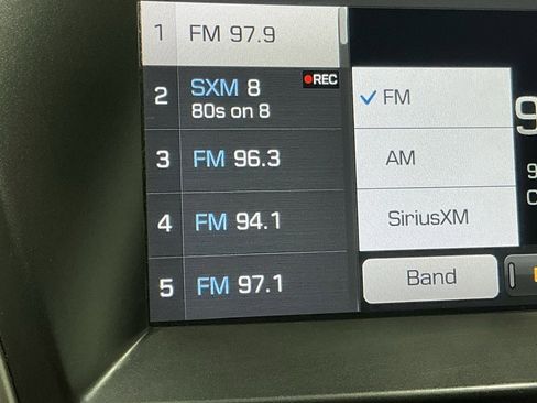 Used 2019 Hyundai Santa Fe XL SE image 11