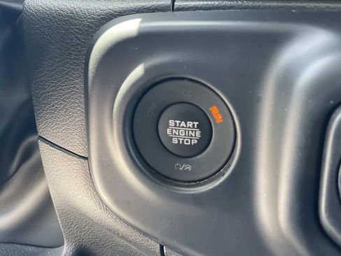 Used 2023 Jeep Wrangler Unlimited Sport AWD/4WD image 18