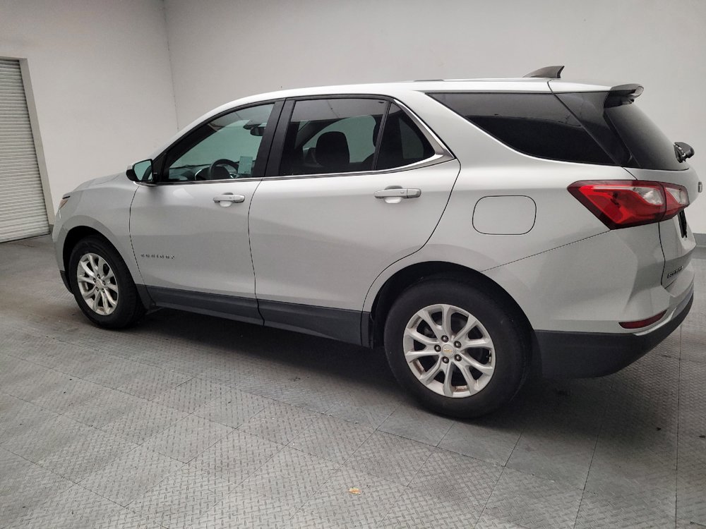 Used 2018 Chevrolet Equinox LT FWD image 3