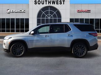 Used 2023 Chevrolet Traverse RS w/ LPO, Floor Liner Package video 3