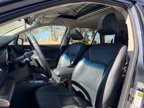 Used 2017 Subaru Outback 3.6R Limited image 15