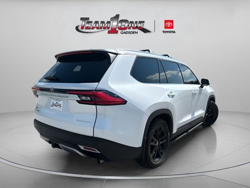 Used 2024 Toyota Grand Highlander AWD Hybrid image 7