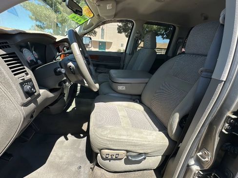 Used 2006 Dodge Ram 2500 Truck SLT w/ TRX4 Group AWD/4WD image 11