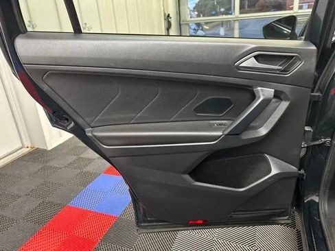 Used 2019 Volkswagen Tiguan SEL Premium AWD/4WD image 11