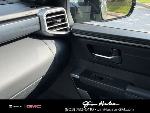 Used 2024 Toyota Tundra Platinum w/ TRD Off-Road Package AWD/4WD image 37