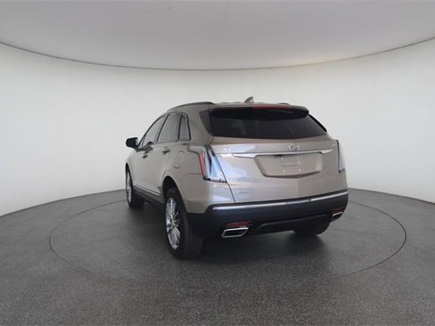Used 2023 Cadillac XT5 Sportv image 13