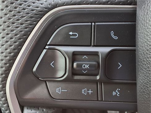 Used 2025 Toyota Tundra Limited image 20