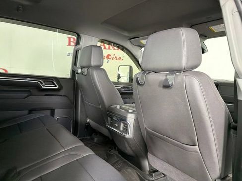 Used 2025 Chevrolet Silverado 2500 LTZ w/ LTZ Plus Package AWD/4WD image 19