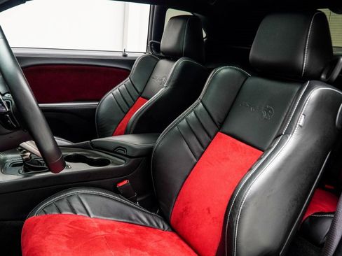 Used 2023 Dodge Challenger SRT Hellcat image 36