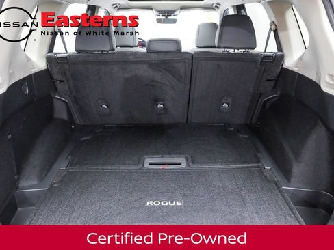 Used 2023 Nissan Rogue SL w/ SL Premium Package image 17