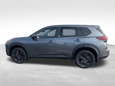 Certified 2026 Nissan Rogue SV w/ Cold Weather Package AWD/4WD image 5