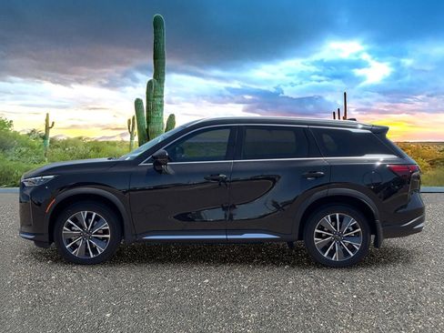 Certified 2026 INFINITI QX60 Luxe w/ Cargo Package image 3