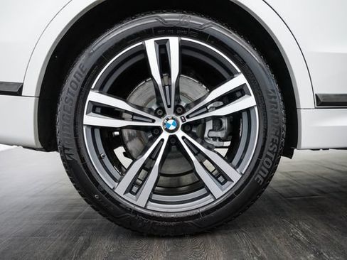 Used 2021 BMW X7 xDrive40i w/ M Sport Package AWD/4WD image 43