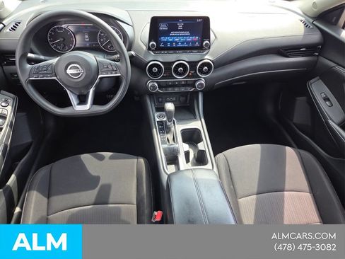 Used 2024 Nissan Sentra SV FWD image 9
