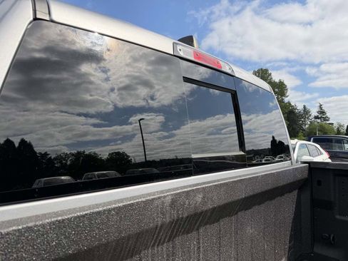 Used 2019 RAM 1500 Sport w/ Level 2 Equipment Group AWD/4WD image 12