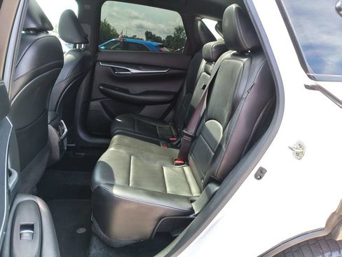 Used 2023 INFINITI QX50 Sport FWD image 9