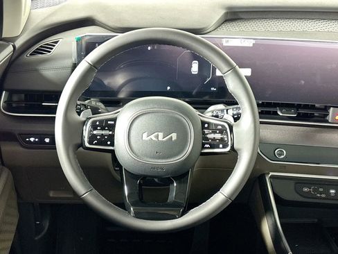 New 2026 Kia Carnival SX image 13