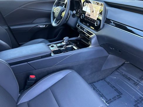 Used 2025 Lexus RX 350 AWD w/ Technology Package image 17