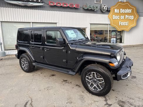 New 2025 Jeep Wrangler Unlimited Sahara w/ Technology Group AWD/4WD image 1