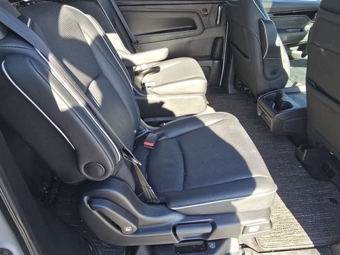 Used 2025 Honda Odyssey Elite image 20