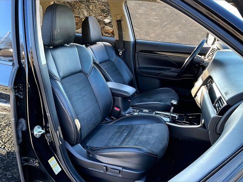 Used 2019 Mitsubishi Outlander SE image 7