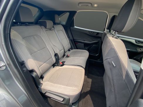 Used 2022 Ford Escape SE w/ SE Sport Appearance Package AWD/4WD image 24