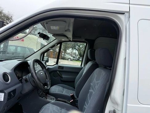 Used 2013 Ford Transit Connect XLT image 14