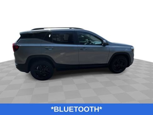 Used 2024 GMC Terrain SLE w/ Driver Convenience Package FWD image 10