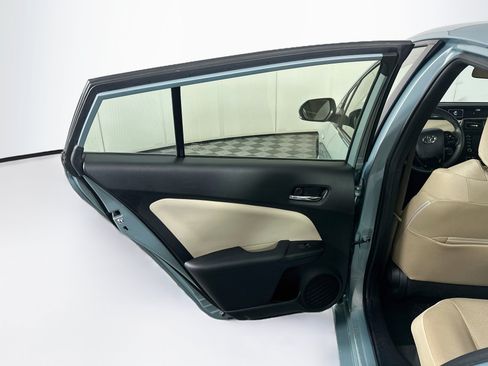 Used 2021 Toyota Prius LE FWD image 26
