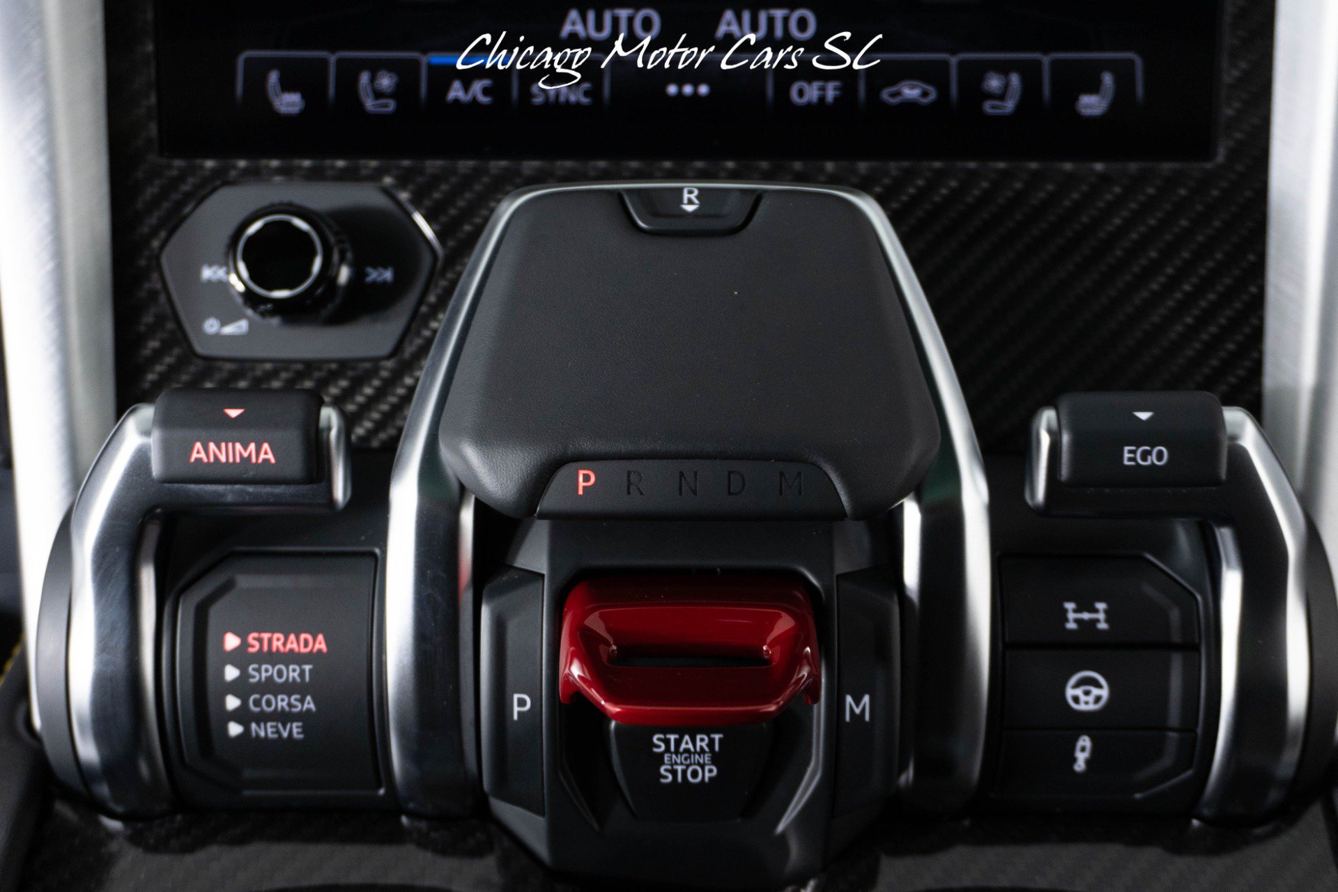 Used 2021 Lamborghini Urus AWD/4WD image 24