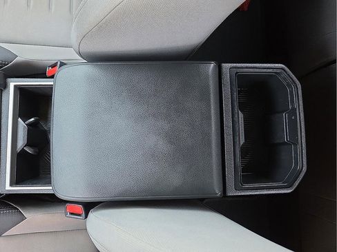 Used 2024 Toyota Tacoma TRD Sport RWD image 16