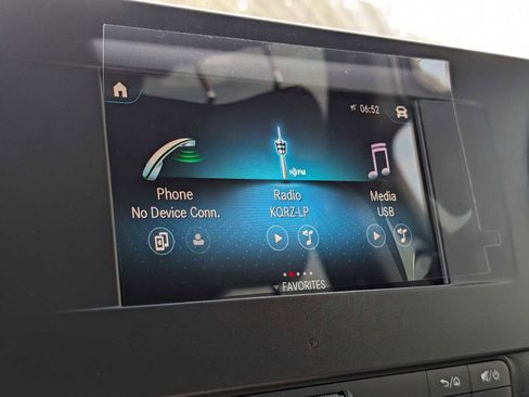 Used 2024 Mercedes-Benz Sprinter 2500 image 27