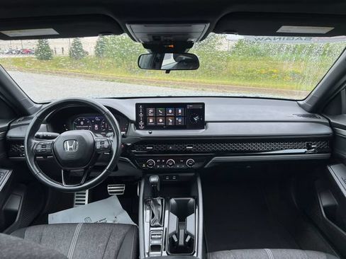 Used 2024 Honda Accord Sport image 34
