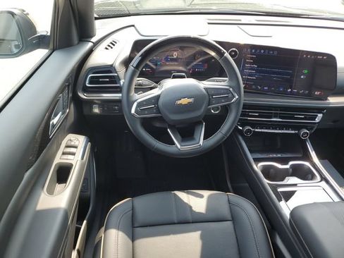 New 2026 Chevrolet Traverse High Country w/ LPO, Floor Liner Package FWD image 11
